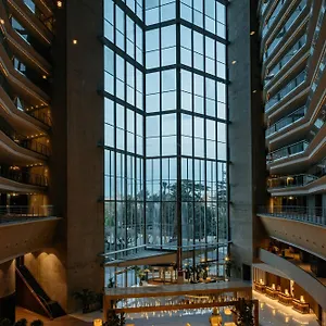 Torre Melina, A Gran Melia Барселона
