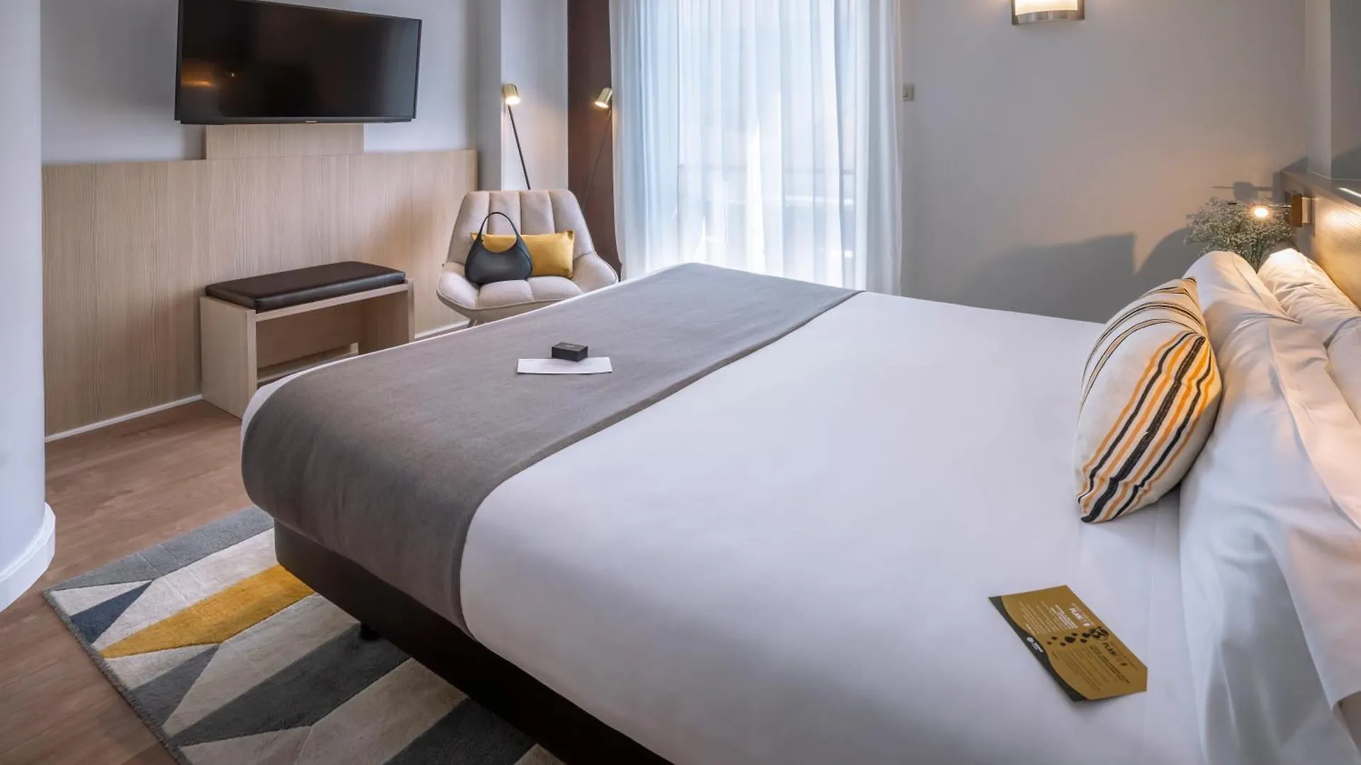 Hotel Serhs Rivoli Rambla Barcelona 4*,